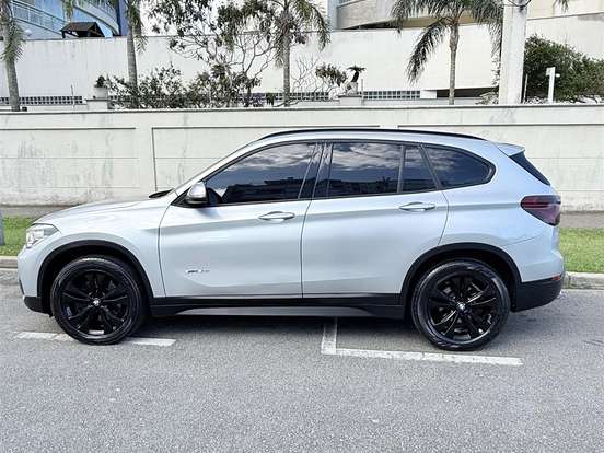 BMW-X1-2.0 16V TURBO ACTIVEFLEX SDRIVE20I 4P AUTOMÁTICO BMW-X1-2017