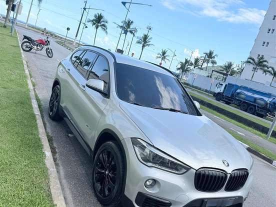BMW-X1-2.0 16V TURBO ACTIVEFLEX SDRIVE20I 4P AUTOMÁTICO BMW-X1-2017