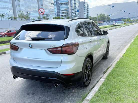 BMW-X1-2.0 16V TURBO ACTIVEFLEX SDRIVE20I 4P AUTOMÁTICO BMW-X1-2017
