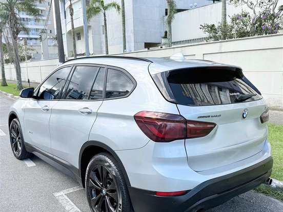 BMW-X1-2.0 16V TURBO ACTIVEFLEX SDRIVE20I 4P AUTOMÁTICO BMW-X1-2017