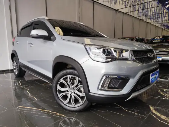 CAOA CHERY TIGGO 2 1.5 MPFI 16V FLEX LOOK 4P AUTOMÁTICO