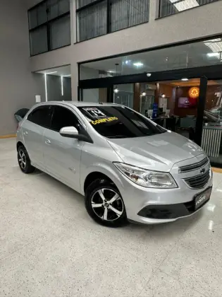 CHEVROLET ONIX 1.0 MPFI LT 8V FLEX 4P MANUAL
