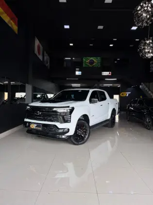 CHEVROLET S10 2.8 16V TURBO DIESEL HIGH COUNTRY CD 4X4 AUTOMÁTICO