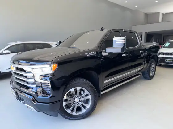 CHEVROLET SILVERADO 5.3 V8 GASOLINA 1500 HIGH COUNTRY 4X4 AUTOMÁTICO