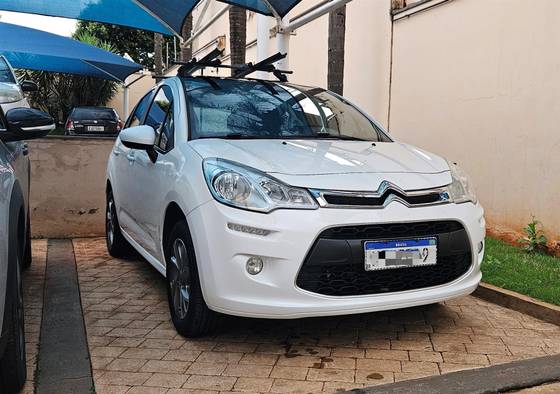 CITROËN C3 1.2 PURE TECH FLEX TENDANCE MANUAL