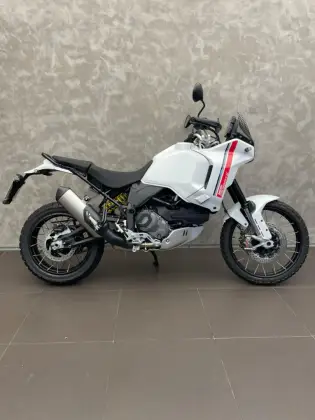 DUCATI DESERT X 