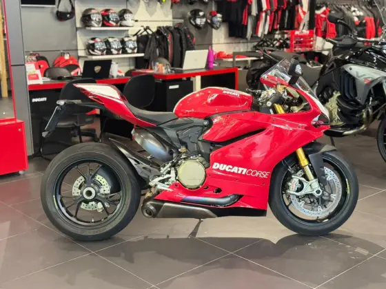 DUCATI SUPERBIKE 1199 PANIGALE R 