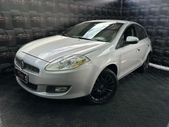 FIAT BRAVO 1.8 ABSOLUTE 16V FLEX 4P MANUAL