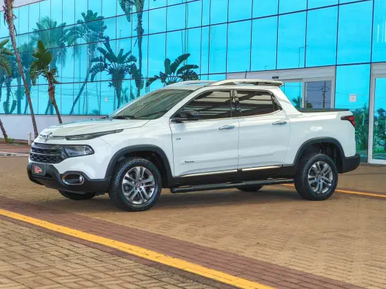 FIAT TORO 2.4 16V MULTIAIR FLEX VOLCANO AT9