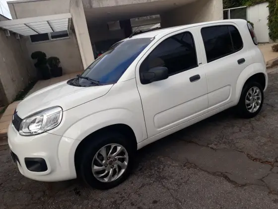 FIAT UNO 1.0 EVO ATTRACTIVE 8V FLEX 4P MANUAL
