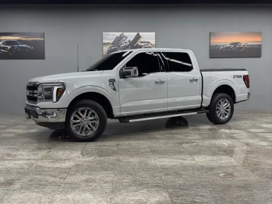 FORD F-150 5.0 V8 GASOLINA CD LARIAT FX4 AUTOMÁTICO