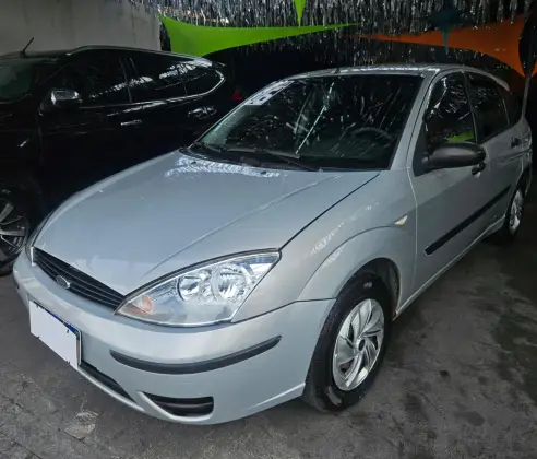 FORD FOCUS 1.6 GL 8V GASOLINA 4P MANUAL