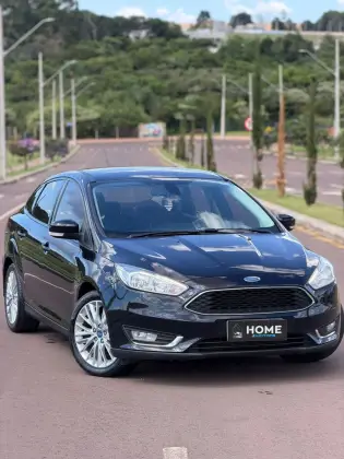 FORD FOCUS 2.0 SE PLUS FASTBACK 16V FLEX 4P POWERSHIFT