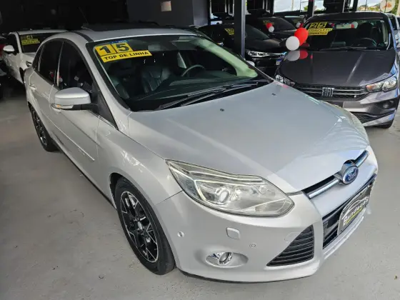 FORD FOCUS 2.0 TITANIUM SEDAN 16V FLEX 4P POWERSHIFT