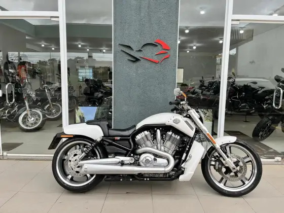 HARLEY-DAVIDSON V-ROD MUSCLE 