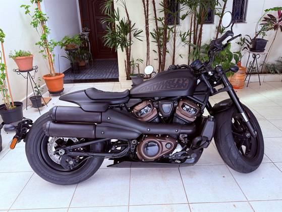 HARLEY-DAVIDSON SPORTSTER S 