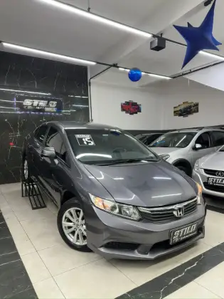 HONDA CIVIC 1.8 LXS 16V FLEX 4P AUTOMÁTICO