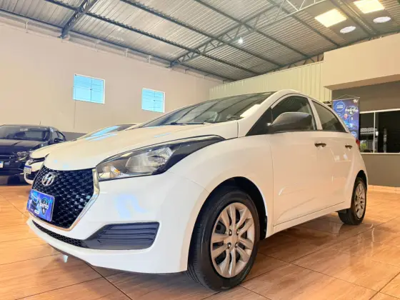 HYUNDAI HB20 1.0 COMFORT 12V FLEX 4P MANUAL HYUNDAI HB20 1.0 COMFORT 12V FLEX 4P MANUAL