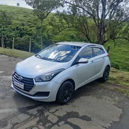 HYUNDAI HB20 1.6 COMFORT PLUS 16V FLEX 4P MANUAL
