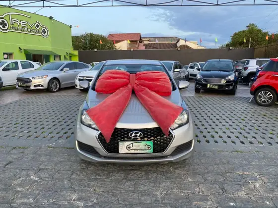 HYUNDAI HB20S 1.6 COMFORT PLUS 16V FLEX 4P AUTOMÁTICO