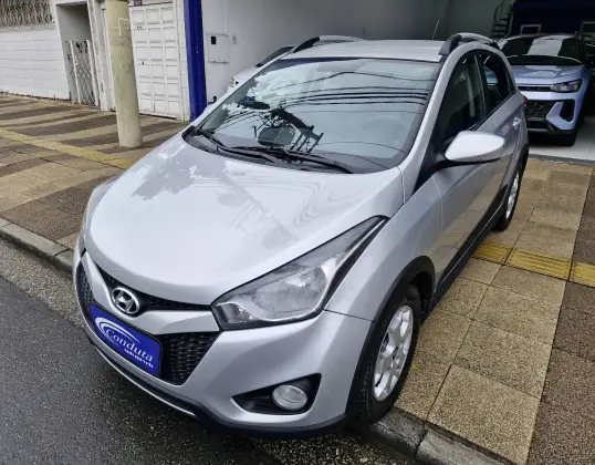 HYUNDAI HB20X 1.6 16V PREMIUM FLEX 4P AUTOMÁTICO