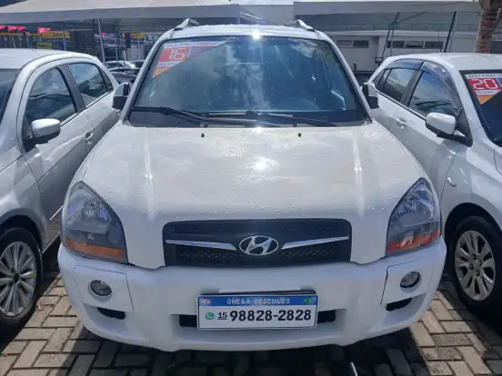 HYUNDAI-TUCSON-2.0 MPFI GLS 16V 143CV 2WD FLEX 4P AUTOMÁTICO HYUNDAI-TUCSON-2015