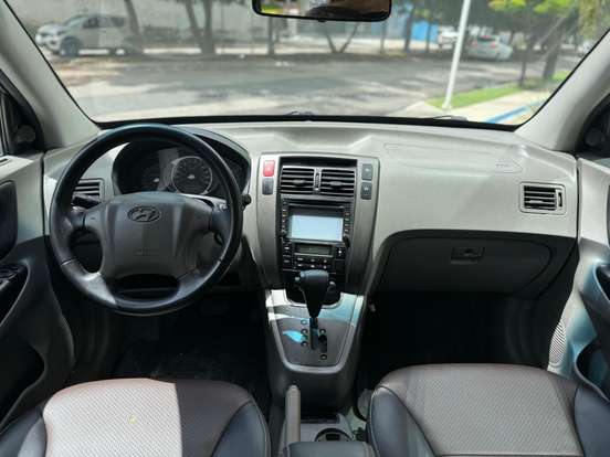 HYUNDAI-TUCSON-2014