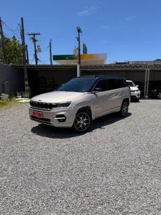 JEEP COMMANDER 2.0 TD380 TURBO DIESEL OVERLAND AT9