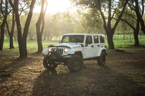 JEEP WRANGLER 3.6 UNLIMITED SPORT 4X4 V6 GASOLINA 4P AUTOMÁTICO