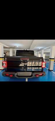 JEEP-GLADIATOR-2022