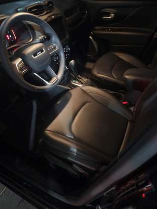 JEEP-RENEGADE-2025