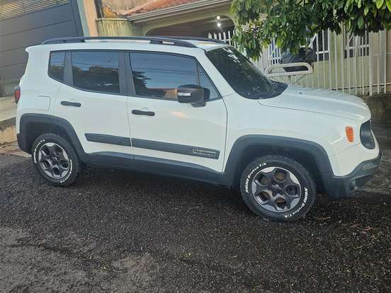 JEEP-RENEGADE-2.0 16V TURBO DIESEL SPORT 4P 4X4 AUTOMÁTICO JEEP-RENEGADE-2016