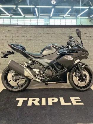 KAWASAKI NINJA 500 