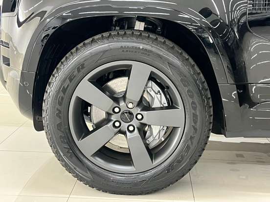 LAND ROVER-DEFENDER-2025