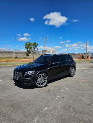 MERCEDES-BENZ-GLB 35 AMG-2022