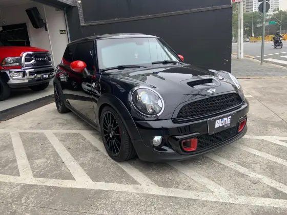 MINI COOPER 1.6 S JOHN COOPER WORKS 16V TURBO GASOLINA 2P AUTOMATICO