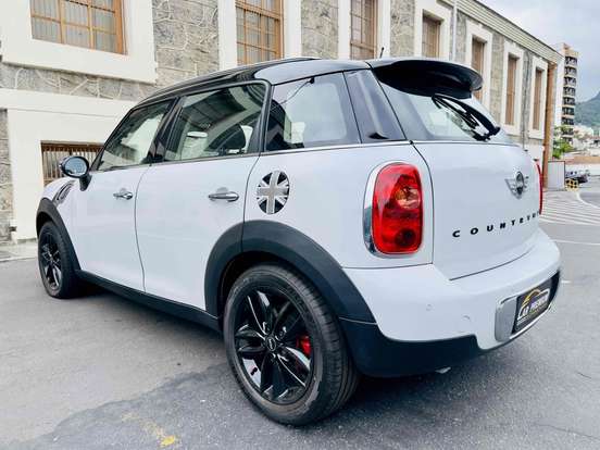 MINI-COUNTRYMAN-1.6 CHILLI 16V 120CV GASOLINA 4P AUTOMÁTICO MINI-COUNTRYMAN-2011
