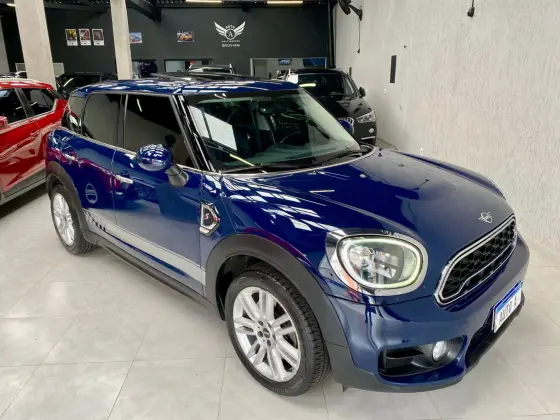 MINI COUNTRYMAN 2.0 16V TWINPOWER TURBO GASOLINA COOPER S STEPTRONIC MINI COUNTRYMAN 2.0 16V TWINPOWER TURBO GASOLINA COOPER S STEPTRONIC