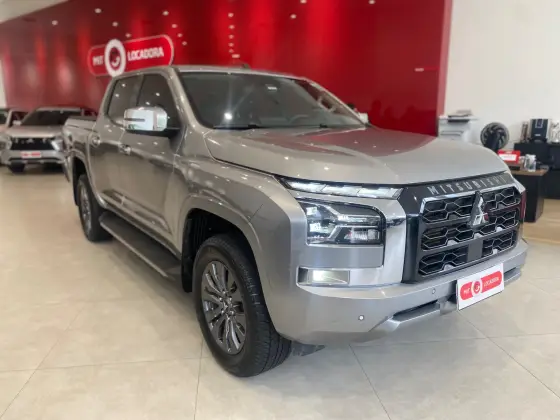 MITSUBISHI TRITON 2.4 BITURBO DIESEL CD HPE-S 4X4 AUTOMÁTICO