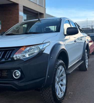 MITSUBISHI-L200 TRITON-2021