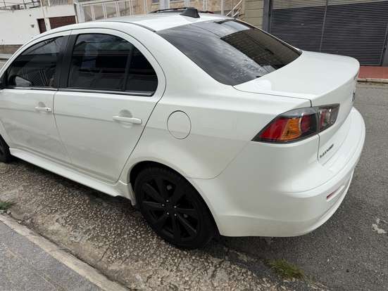 MITSUBISHI-LANCER-2014
