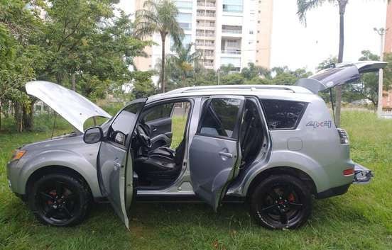 MITSUBISHI-OUTLANDER-3.0 4X4 V6 24V GASOLINA 4P AUTOMÁTICO MITSUBISHI-OUTLANDER-2008