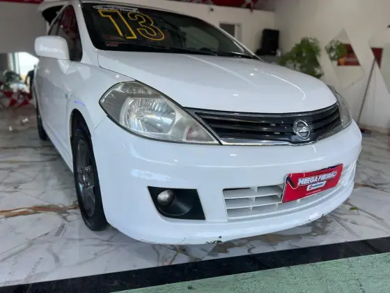 NISSAN TIIDA 1.8 SL 16V FLEX 4P AUTOMÁTICO
