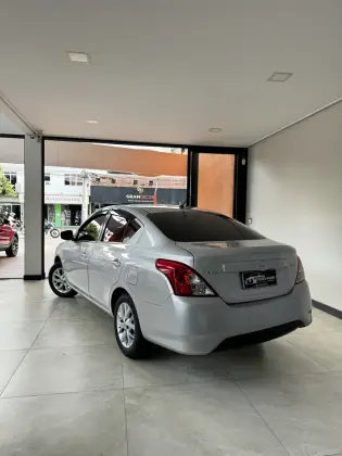 NISSAN VERSA 1.6 16V FLEX SL 4P MANUAL