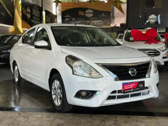 NISSAN VERSA 1.6 16V FLEXSTART V-DRIVE PLUS XTRONIC