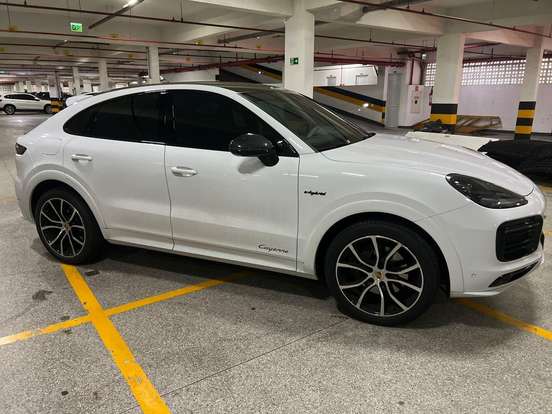 PORSCHE-CAYENNE-2023