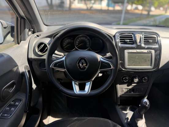 RENAULT-LOGAN-1.0 12V SCE FLEX ZEN MANUAL RENAULT-LOGAN-2024
