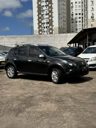 RENAULT SANDERO 1.6 STEPWAY 16V FLEX 4P MANUAL RENAULT SANDERO 1.6 STEPWAY 16V FLEX 4P MANUAL