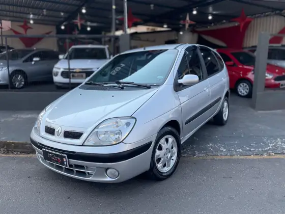 RENAULT SCÉNIC 1.6 PRIVILÉGE 16V FLEX 4P MANUAL