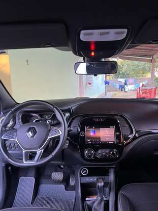 RENAULT-CAPTUR-2021